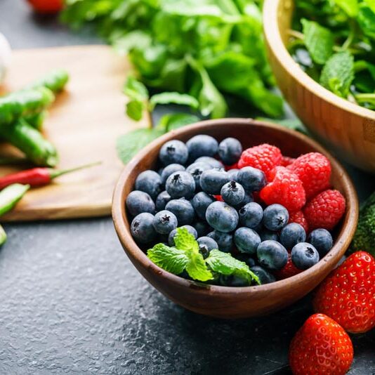 Mixed berries chromatography in food industry
